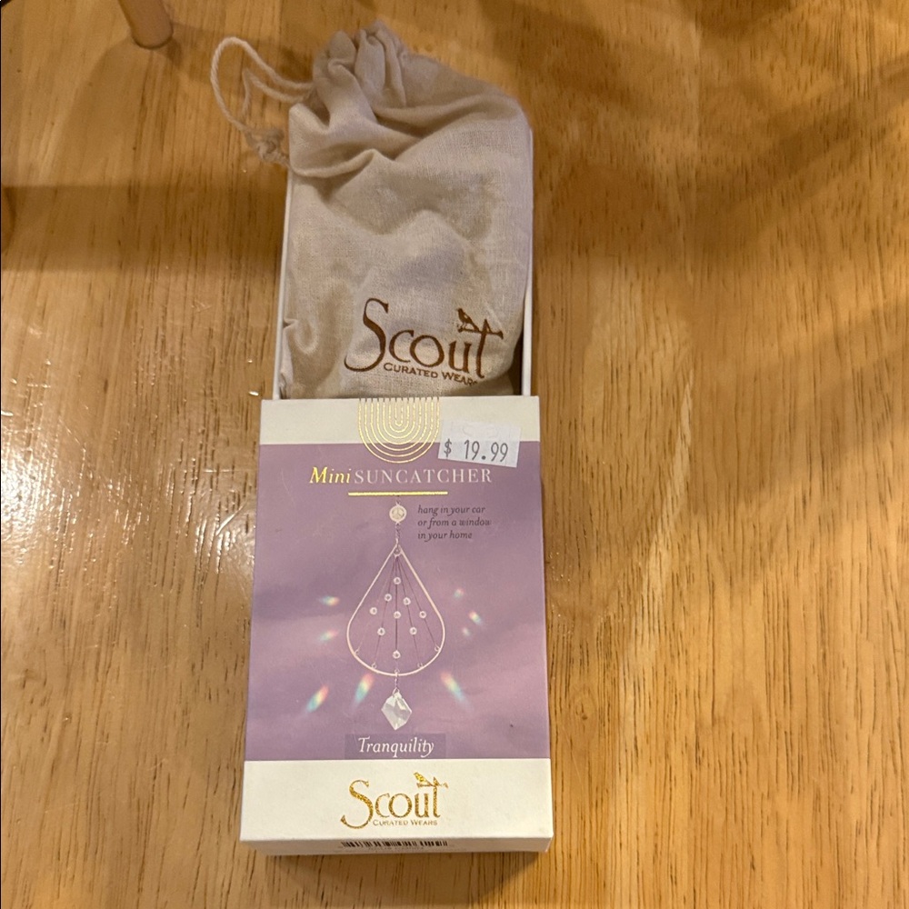 Scout Tranquility Mini Suncatcher with Pouch